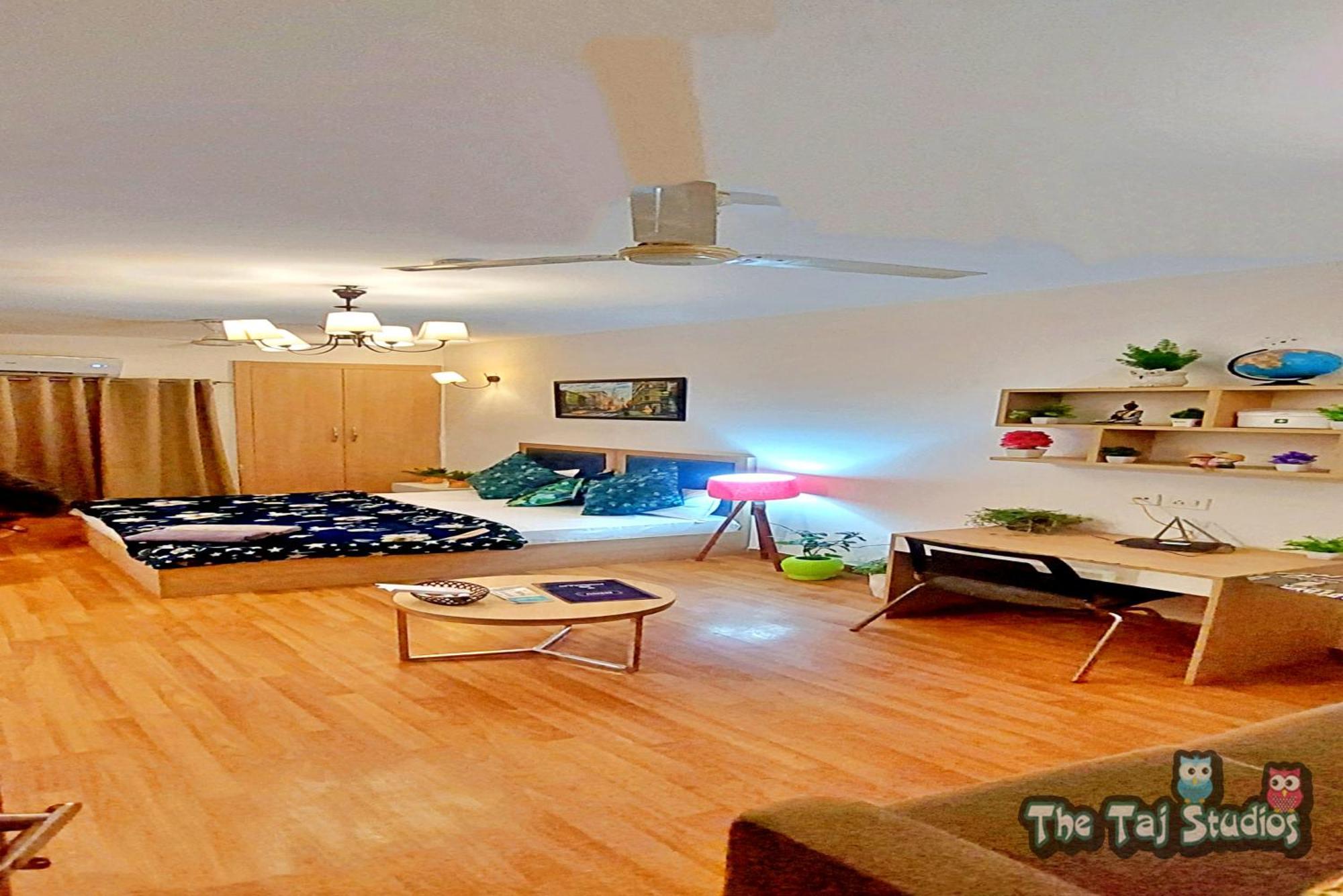 Top Luxury & Couple Friendly Stay Gp By Taj Suites & Studios #New Year Party & Stay Noida Exteriér fotografie